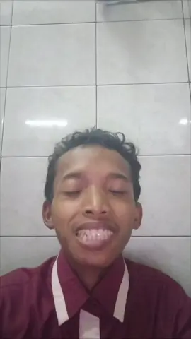 hehe jangan lupa follow dulu ya 