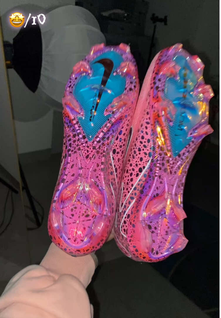 #footballboots #🇬🇧🇬🇧🇬🇧 #fyp #uk #Nike 