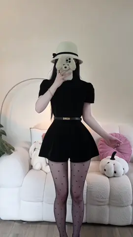 Jum nhung form xoè đẹp lắmm #reviewquanao #vayxinh #reviewlamdep #xuhuong #review 