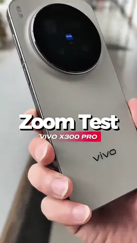 X300 Pro Zoom Test Ada Lawan?? #vivoX300Pro #ZEISS200MP #XuperCamera #theboyz #vivo @vivo campus Indonesia @vivoofficialareaB @vivo Indonesia @vivokediri_official 