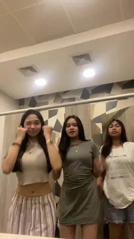 w/ @yishaaa @♡♡♡ ✨✨ #wlw #fyp #dance 