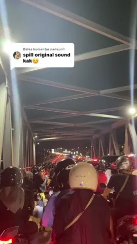 Membalas @nadeun𐙚 no klakson klakson sangat sopan🤭 tpi mulot beleter dan memaki dengar sabar 😂 #macetpontianak #macetparah #pontianaktiktok #pontianak #macet 