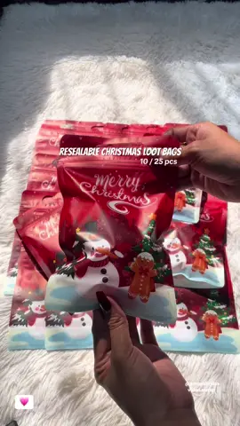 Gift for kids & for christmas party 🎄🎅 #lootbags #christmaslootbags #christmaslootbagsforkids #christmasgiftideas #christmasgift 