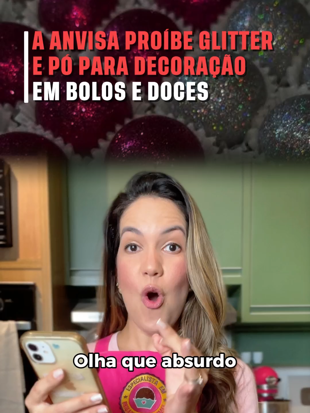 ⚠️⚠️⚠️ Quando a ANVISA proibiu o uso de glitter e pó plástico em doces, muita gente se revoltou. Mas eu? Aplaudi. 👏 Há 10 anos na confeitaria, aprendi que o verdadeiro luxo está na qualidade e sabor natural, não na purpurina. E é exatamente isso que eu ensino no meu curso — que está com OFERTA INSANA de BLACK FRIDAY VITALÍCIA. Quer aprender a criar Brigadeiros Luxuosos que encantam o cliente e te levam ao 10 em 30? 👩🏻‍🍳✨ Comenta “BLACK” e eu te mando o link 👇🏼