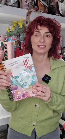 🛑Προσοχη! Για να πάει καλα ο χρόνος ΗΜΕΡΟΛΟΓΙΟ απο το στιγκα.  🔥Για 4η συνεχόμενη χρονιά… η ατζέντα που αγαπήθηκε επιστρέφει! Έχει γίνει η αγαπημένη συντροφιά χιλιάδων αναγνωστών και συνεχίζει να κερδίζει νέους θαυμαστές κάθε χρόνο ✨ Με τη μαγευτική εικονογράφηση της Μυρτώς Σταθοπούλου και τα κείμενα της Κατερίνας Δανδουλάκη - Χιόνη, η νέα χρονιά θα είναι γεμάτη έμπνευση @stamoulis.publications 📖 Κάθε μέρα μια νέα περιπέτεια. 🌿 Κάθε στιγμή μια αφορμή να ζήσεις, να νιώσεις, να δημιουργήσεις. 💫 Μια χρονιά γεμάτη με όλα όσα αγαπάς! #stigkabooks #γυναικες #ημερολογιο #stationery #calendar 