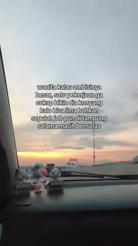 tentang wanita pekerja keras #fyp #wanitahebat #wanitapekerjakeras #masukberanda #foryou 