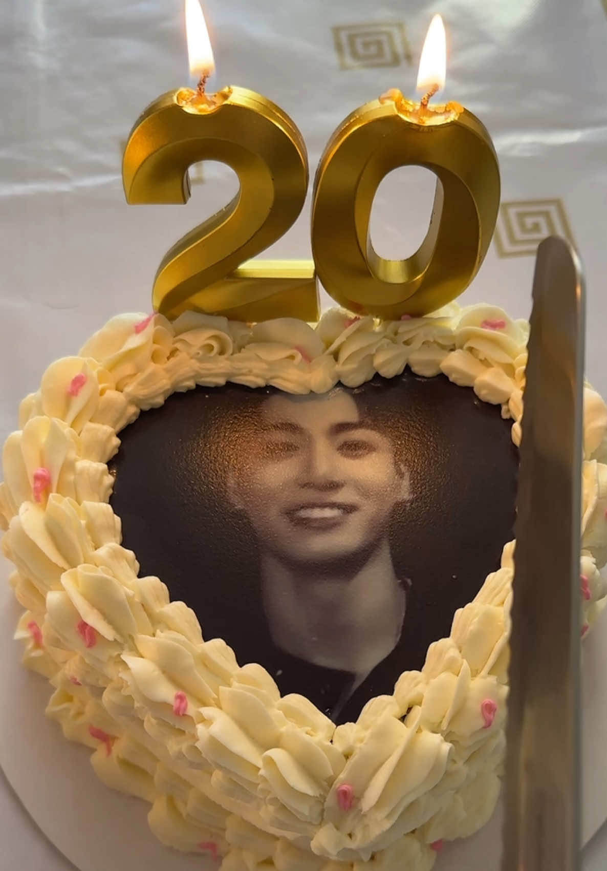 😭😭😭#happybirthday #happybirthdaytome #jungkook #jk #cake 
