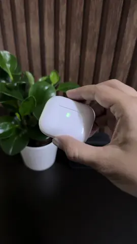 เสียงคมชัด พกง่าย ฟังสบายทั้งงงงวัน 🎧 #หูฟังไร้สาย #หูฟัง #goojodoq #พกง่ายสบายเป๋า #ใช้ง่ายใช้ดี 