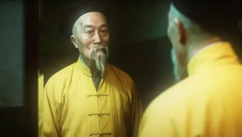 1896年，74岁的李鸿章身披慈禧御赐的黄马褂踏上美国，那是大清至高荣光的象征，是军功与恩宠的极致体！#李鸿章 #美国 #中国 #历史 