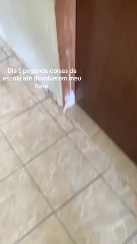 Pt5, tamo aceitando sugestões de vídeos tá 👍🏾 . . . . . . . #fyp #escola #instagram #viral #relanpagomacqueem 