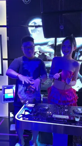 🤓🤓🤓🤭🤭🤭#越南胡志明市 #越南导游阿武 #越南帝王团 #TikTokVietnam 