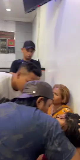 #BRI bertanggung jawab kalian yang menyuruh kami menyimpan disini sebagai nasabah prioritas kalian tetapi ini yang kami dapatkan dari kalian 😭 usut pelakunya sampai tuntasg cs BRI bermain BRI Lau Baleng