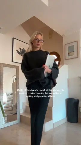 Had to be comfy & practical today 🤝🏻  (also lets not forget about the mandatory evening pilates class)