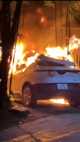 chia buồn cùng bạn chủ xe #vf5 