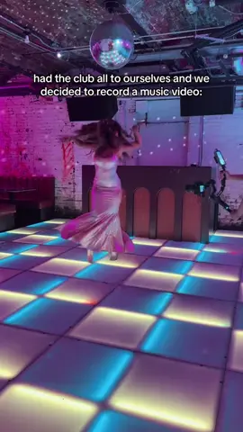 Celebrating another one around the sun with @★ Never Dull ★ #lionbabe #dancemusic #birthdaygirl #celebrate #neverdull 