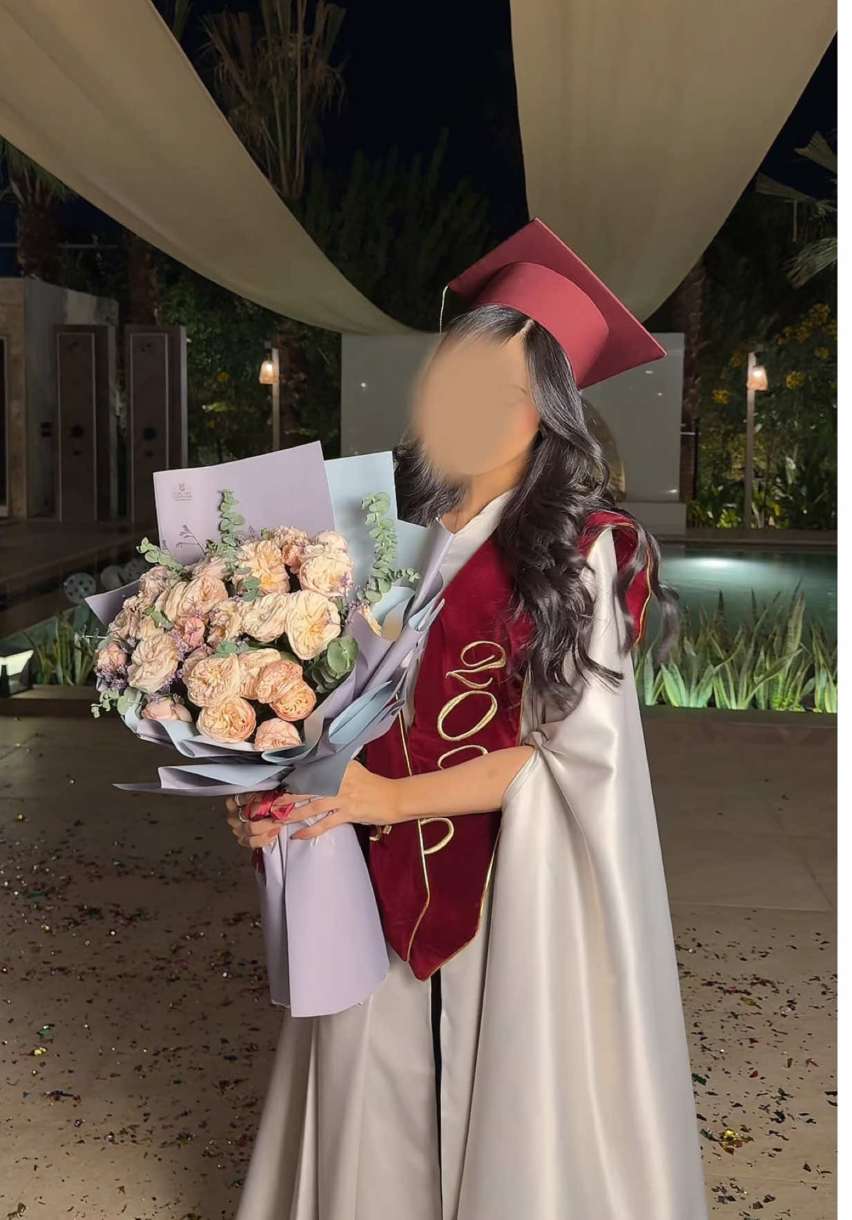 عباية البشت الأنيقه 🤩 #الشعب_الصيني_ماله_حل #عبايات_تخرج #عبايات_تخرج_زهري #اكسبلورexplore #foryou 