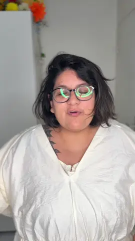 Robe boule H&M en xxl mais trop grande pour moi. J’aurai du prendre sur XL. Elle se chiffonne beaucoup et le tissu est fin. #grandetaille #curvy #hmplus #modefemmeronde #plussizefashion 