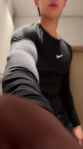 Back in gym with pull day after deload week #gym #fyp #togi #davidlaid 