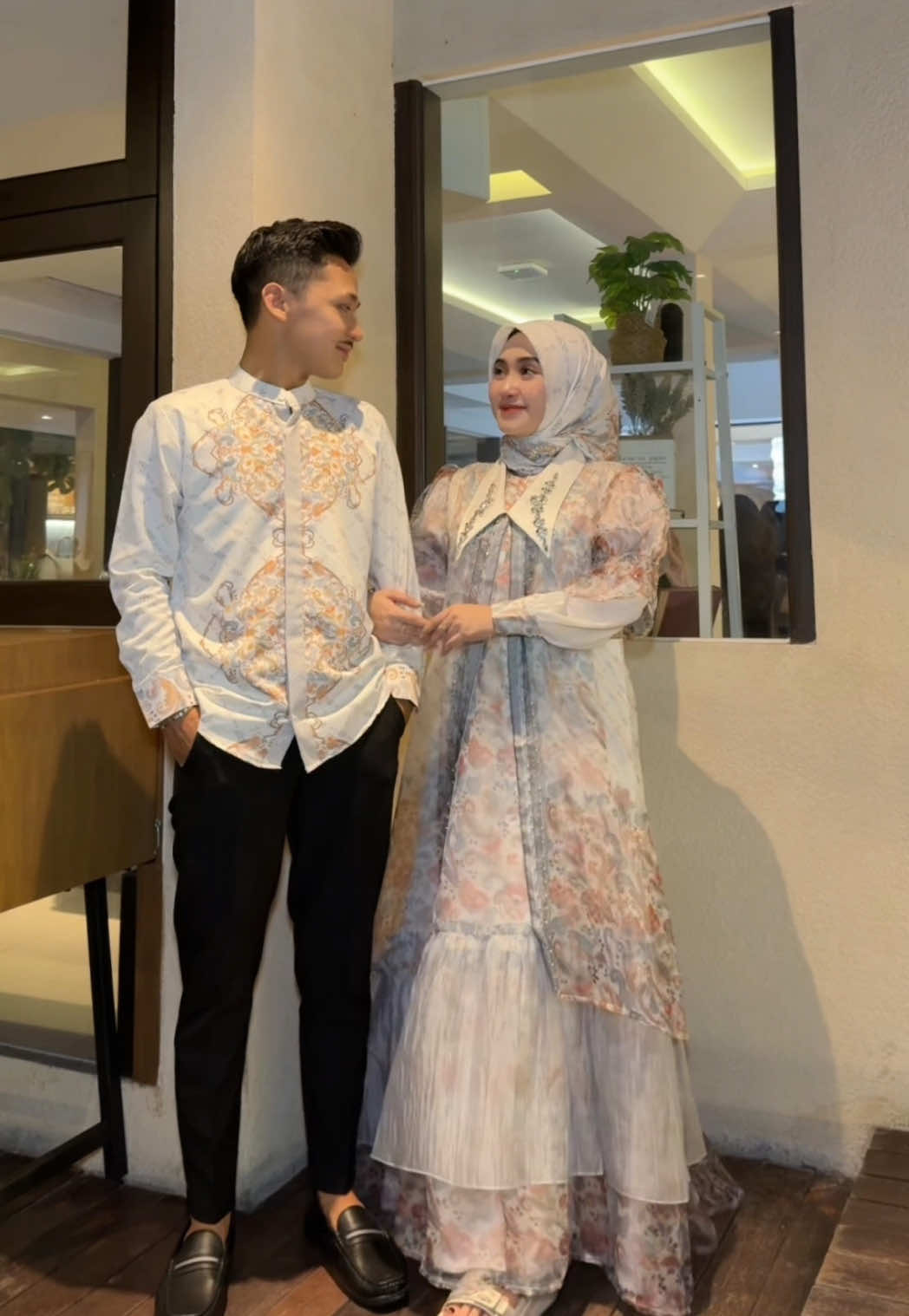 couple lebarann th 2026🤭😜 #outfitideas #lebaran #rayakankisahmu 