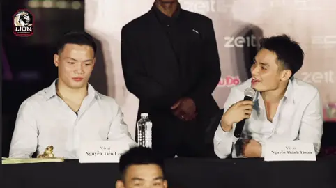 Trận tái đấu mma duo cực căng và gây nhiều tranh cãi nhất của cặp đội Xuân Phương Ngọc Thức và cặp đôi Tiến Long Thành Thoan tại lc 25 vậy tỉ số đang là 1-1 theo một người trận thứ 3 ai sẽ giành được chiến thắng #lionchampionship 