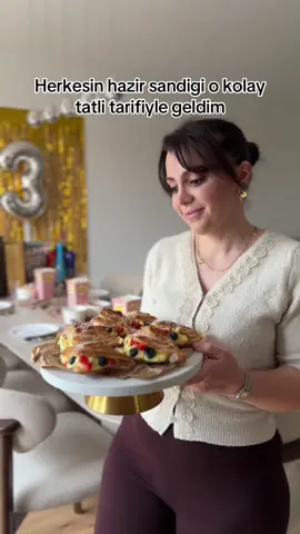 Herkesin hazir sandigi pratik tatli tarifiyle geldim🥰  #tatli #pratiktarifler #fyp #videoviral #tarif 