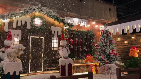 Fudo Diễn Kỷ đã hoàn thiện view Noel, khách qua checkin sớm nhé 😍