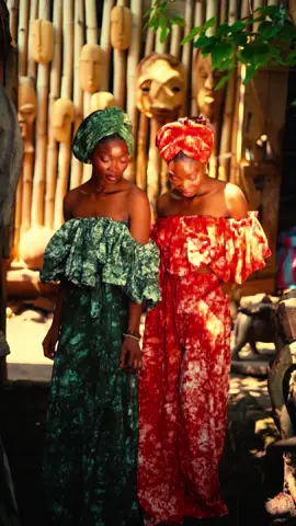 Vidéo by Eben Scar  For @bazarapagne new collection Gemini . #ebenscar #scar #tiktoktogo🇹🇬 #stylisme #togo 