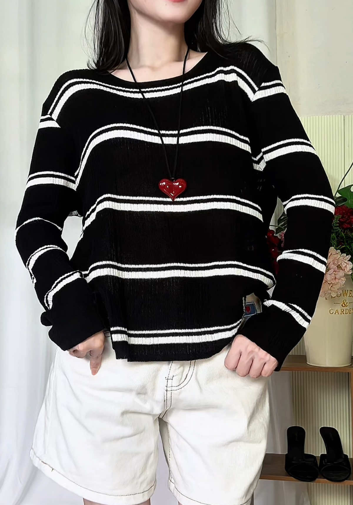 Áo len mỏng phối cúc sau siêu xinh luôn á mấy bà#reviewquanhta3 #aolenmongterghi #aolen #aolennu #aolenquangchau 