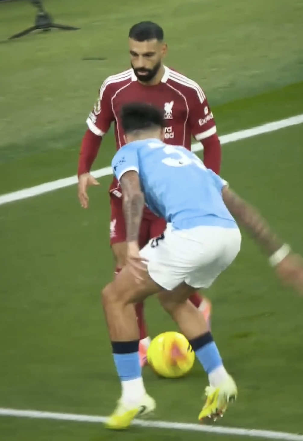 Dominating the left side 💪😤 #NicoOReilly #ManCity #PremierLeague #Football 