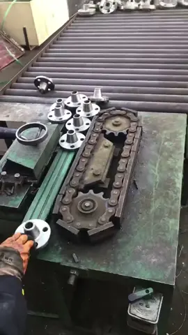 [China/BeifuPipelineGroup]Beifu Brand🔰🔰💯💯 We are a professional supplier from Cangzhou, Hebei, China, focusing on the original manufacturing factory of carbon steel, stainless steel and alloy steel flanges, elbows, tees, blind plates, heads and reducing pipe fittings, with 30 years of production experience. Welcome to the factory for inspection. Major: Providing reliable pipeline connection solutions for petrochemical industry and drainage and sewage system. Whatsapp: https://wa.me/message/QB6BWVPTE3BJI1 Email: info@bfflange.com Website: http://www.bfflange.com/