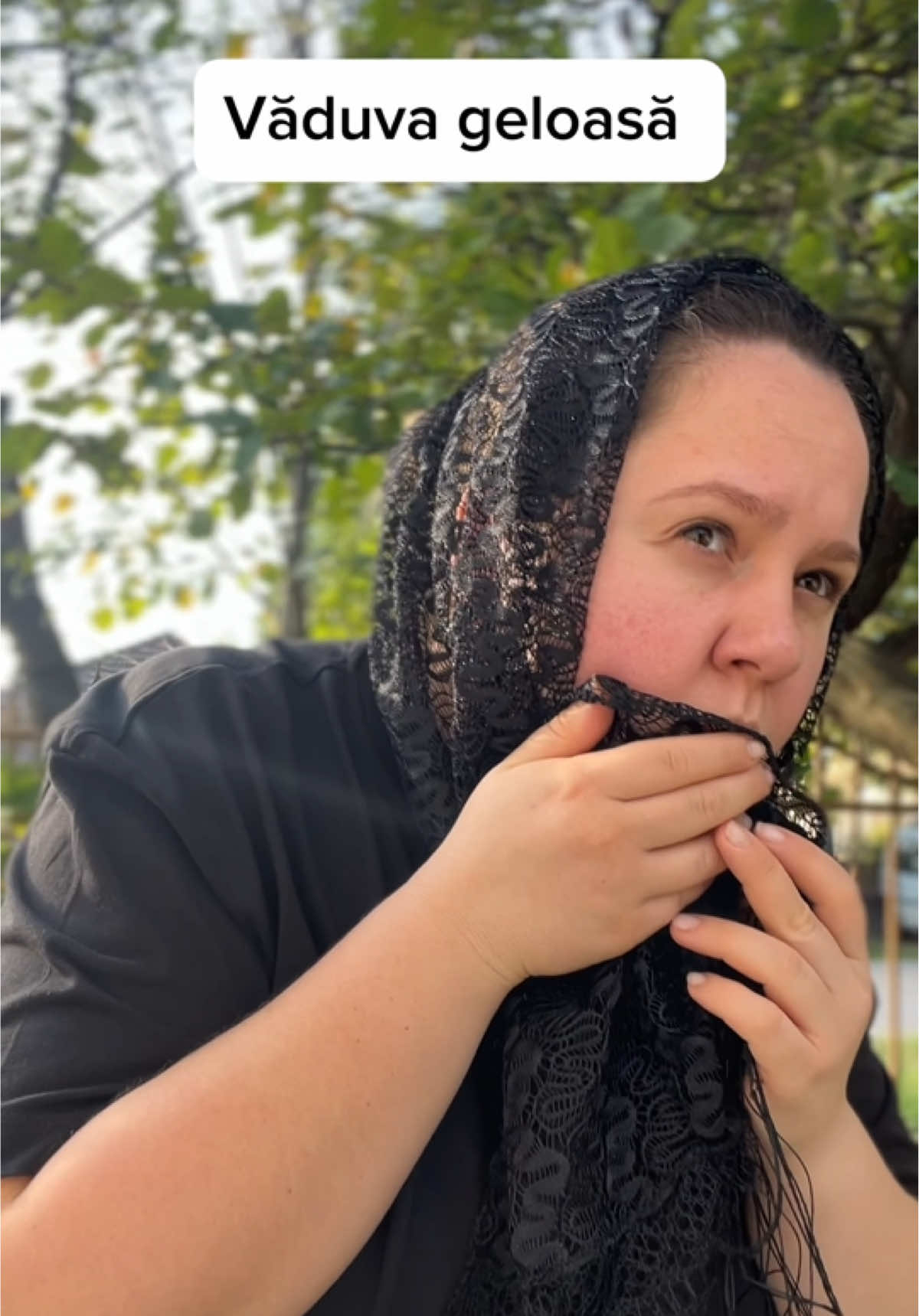 Gândurile văduvei geloase🤪 #andrabalkanstory #pamflet #comedie #viatalatara #vaduva 