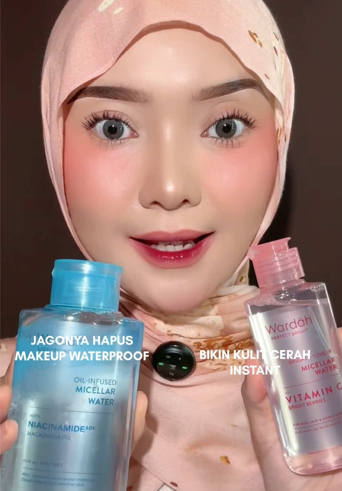 JUJURLY KEPAKE BGT!! ada yg udah cobain micellar water wardahhhh?? Enak poll serius kalo pake micellar waternya wardahh, apalagi skrg ada yg oil infused lebih satset hapus makeup yg waterproof. Feelsnya samasama bikin segerrr & bersihnya maksimal 💯😍🫶🏻 #wardahmicellarwater #wardahmakeupremover #oneswipeallgone #micellarwater #wardah 