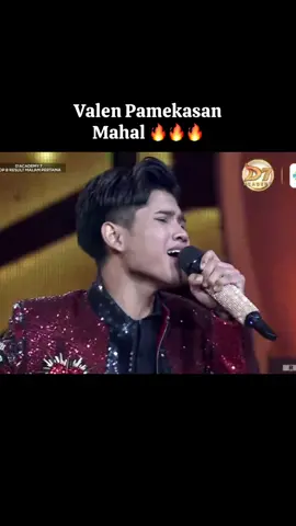 The best sekali valen membawa unsur sunda 😍😍😍#dangdutacademy7 #valenda7 #fyppppppppppppppppppppppp #indosiar 