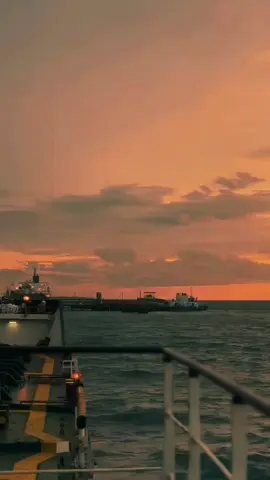 🌥🌥 #seamanlife  #pelautmuda  #storypelautindonesia🇮🇩🇮🇩  #pelautindonesia🇲🇨🇲🇨  #pelautpunyacerita 