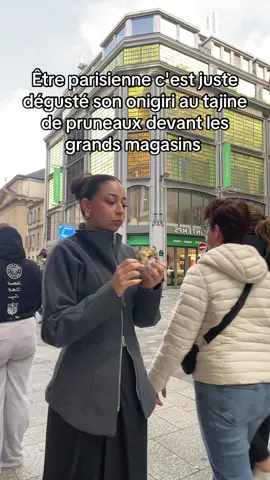 J'adore cette mondialisation merci @komekome.paris 🧚🏻 #onigiri #paris #tajine #komekome 