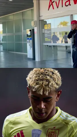 🇪🇸❌ Lamine Yamal vuelve de la selección española 🛬 El azulgrana ya ha aterrizado en Barcelona 📹 Carlos Monfort #lamine #lamineyamal #españa #rfef #sefutbol