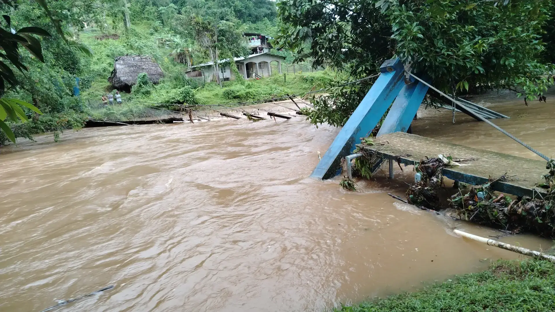 Provincia de Colón Distrito OMAR TORRIJO HERRERA CORREGIMIENTO nuevas esperanzas COMUNIDAD de nuevos sinai 10/11/2025
