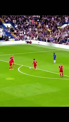 999 IQ MOMENTS 🧠 #respect #footballmoments #pourtoi #foryoupage #fan #surprise 