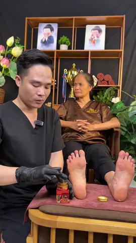 Cao xoa sao thái dương hỗ trợ lưu thông khí huyết, bài trừ Hàn khí #caoxoasaothaiduong #caoxoathaiduong #xuhuong #chamsocsuckhoechudong 