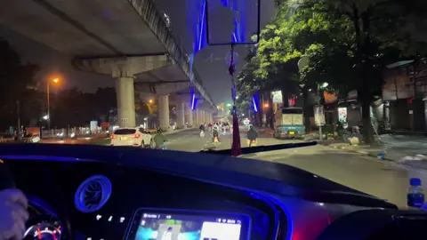 Hà Nội về đêm nhọn nhịp thật🥲🥲#nhaxemanhhung #congviechangngay #xekhachvietnam🇻🇳 #TikTokAwardsVN 