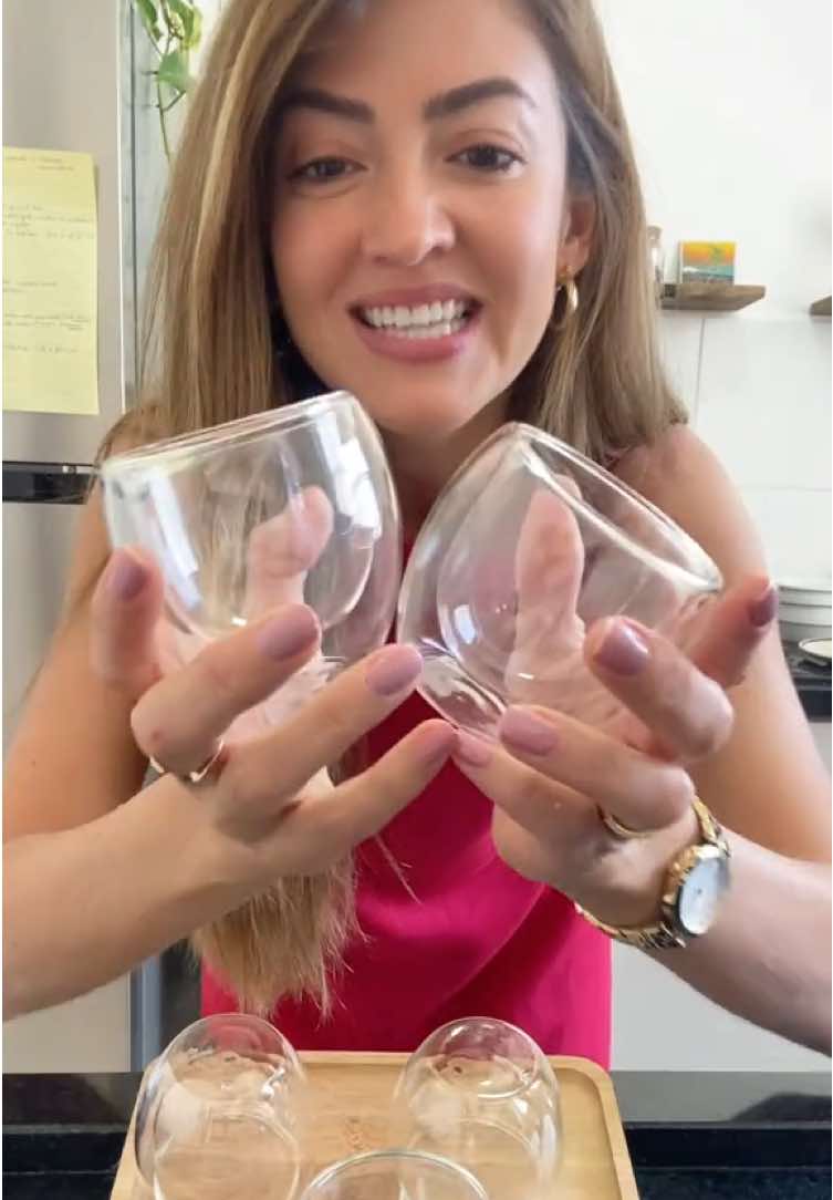 Essa xícara vai mudar a forma de apresentar o café aqui em casa! Maravilhosa e no precinho #xicara #xicaraderica #tiktokshop #cafe #louça 