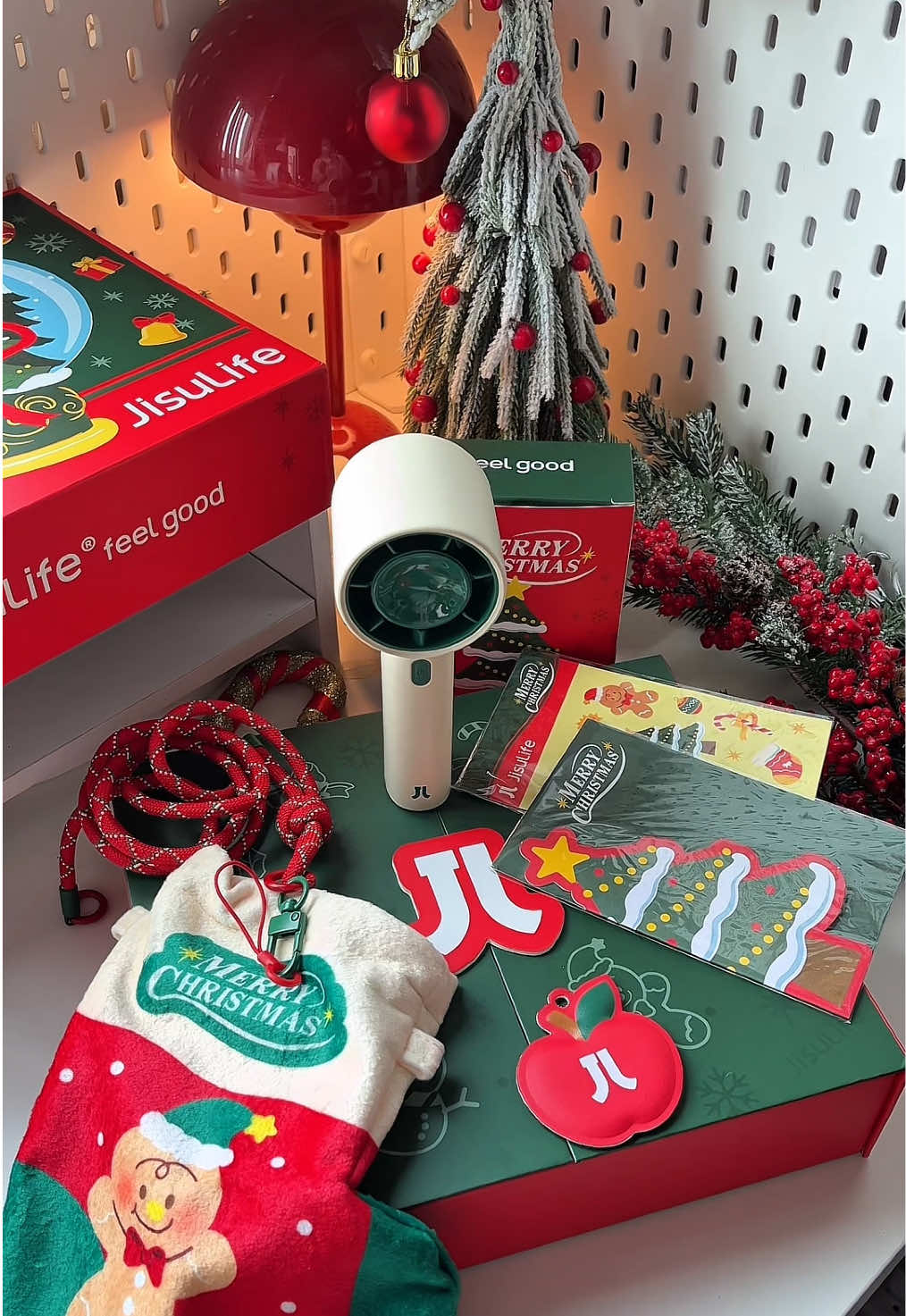 Unboxing Jisulife Christmas Limited Box 🎁🎄#jisulifechristmasedition #jisulife #jisulifehandheld #fan #christmas 