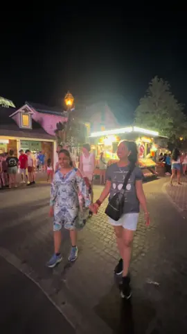 आफनो बच्चा संग बच्चा भएर जिउनूको पनी छुट्टै मजा छ है 😊💙#bachpan #fyp #foryoupage #autism #fypシ 