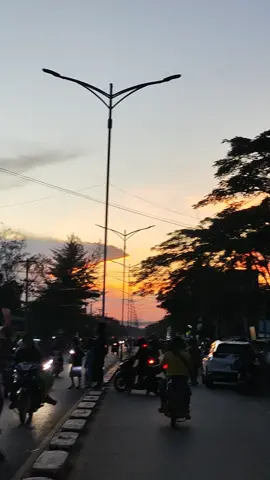 #နေဝင်ချိန်တွေအတူရှိခဲ့ဖူးတယ် #မအူပင်မြို့ရဲ့ညနေခင်းလေး #လွမ်းတယ် #flypシ #foryou 