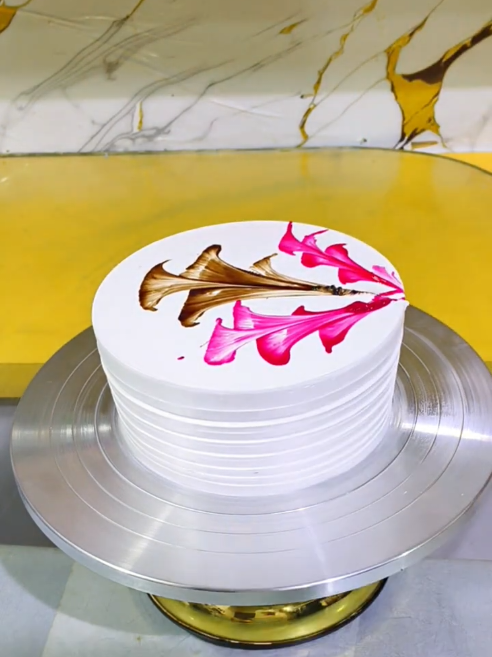 New Look Cake Decoration ideas