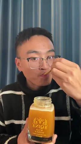 Raw Wild Honey from Deep Forests 🌿 Taste the Real Nature!#honey #rawhoney 