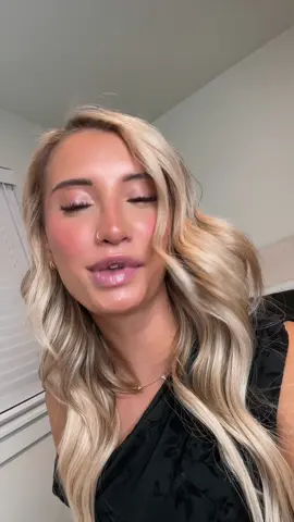 My favorite thing about being a woman 🤪 #blondesdoitbetter #fyp #dolledup #foryoupage #myfavorite 