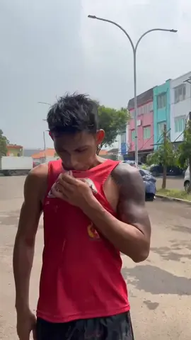#muaythai #fyp #viral abis pertandingan tetap latihan dan persiapan lg tgl 6.7 Dwi superboy.buat Aziz calim semoga sea gemesnya tahun ini dpt medali emas.dan Dwi superboy akan tunggu kamunya mslhnya bayar nanti kita liat promotor...,⚡⚡⚡