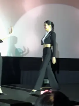 #linglingkwong #ormkornnaphat #onlyyouseries #lingorm #CapCut 