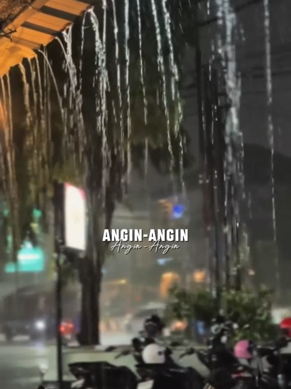 Udan-udan angin-angin 🫴🏻🌧️🌬️🍃 ♪♪ Nyonggo Kangen ♪♪ @Mufly Key @DiniKurnia  #nyonggokangen #dinikurnia #muflykey #banyuwangihits #fyp 